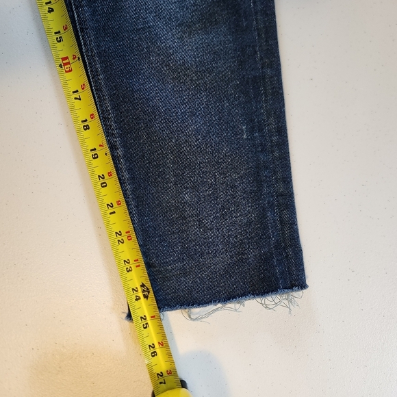 American Eagle AEO Dark Wash Tomgirl Jeans Stretch Cropped Frayed Button Fly 4 - Picture 12 of 13